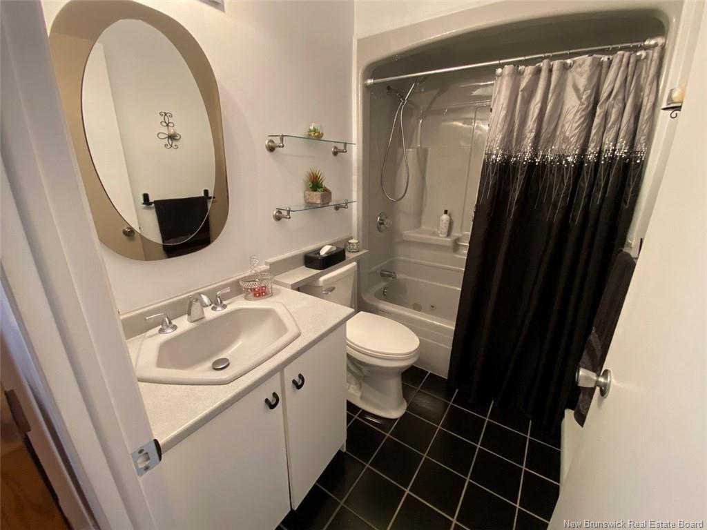 20 I Du Bourg Ave, Edmundston, NB