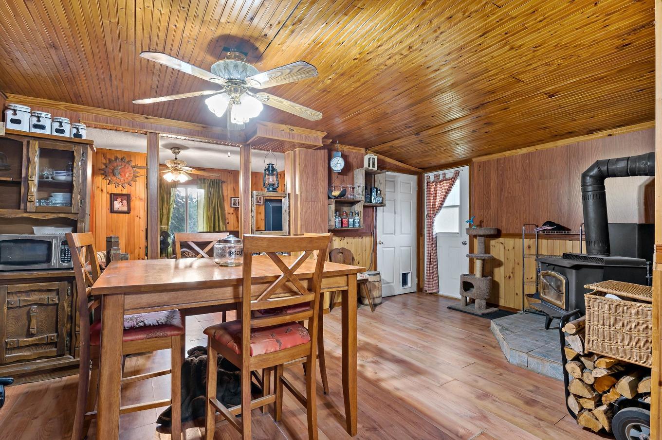 Dining room - 121 Crois. Des Trois-Lacs, Lantier, QC - Indoor Photo Showing Dining Room