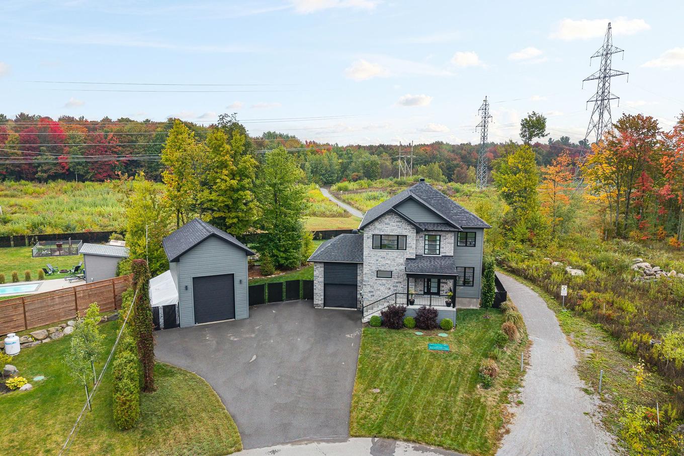 Photo aérienne - 814 Imp. De La Roche, Granby, QC - Outdoor