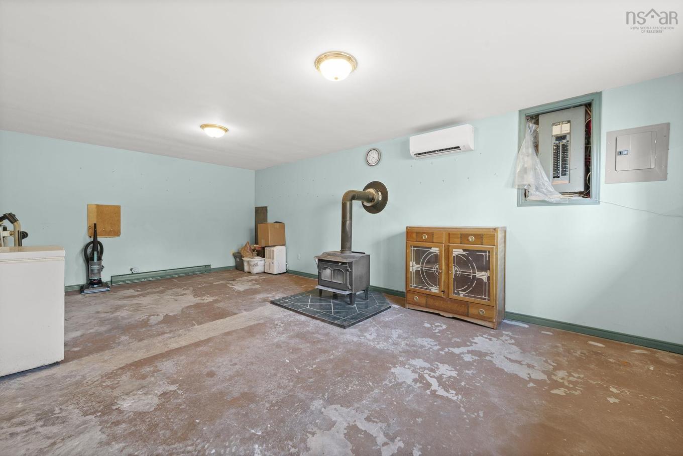 83 Samuel Oickle Road, West Clifford, NS