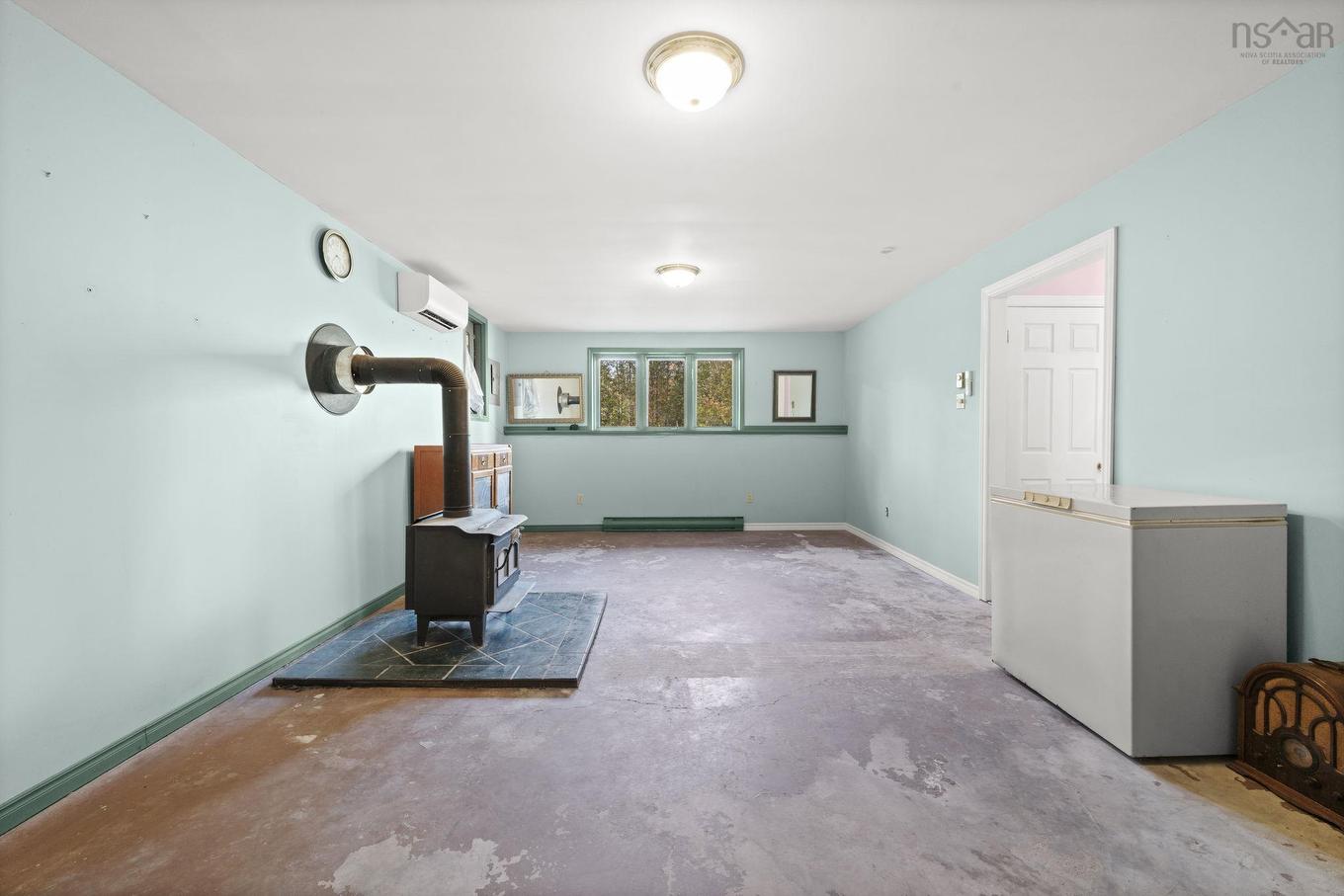 83 Samuel Oickle Road, West Clifford, NS