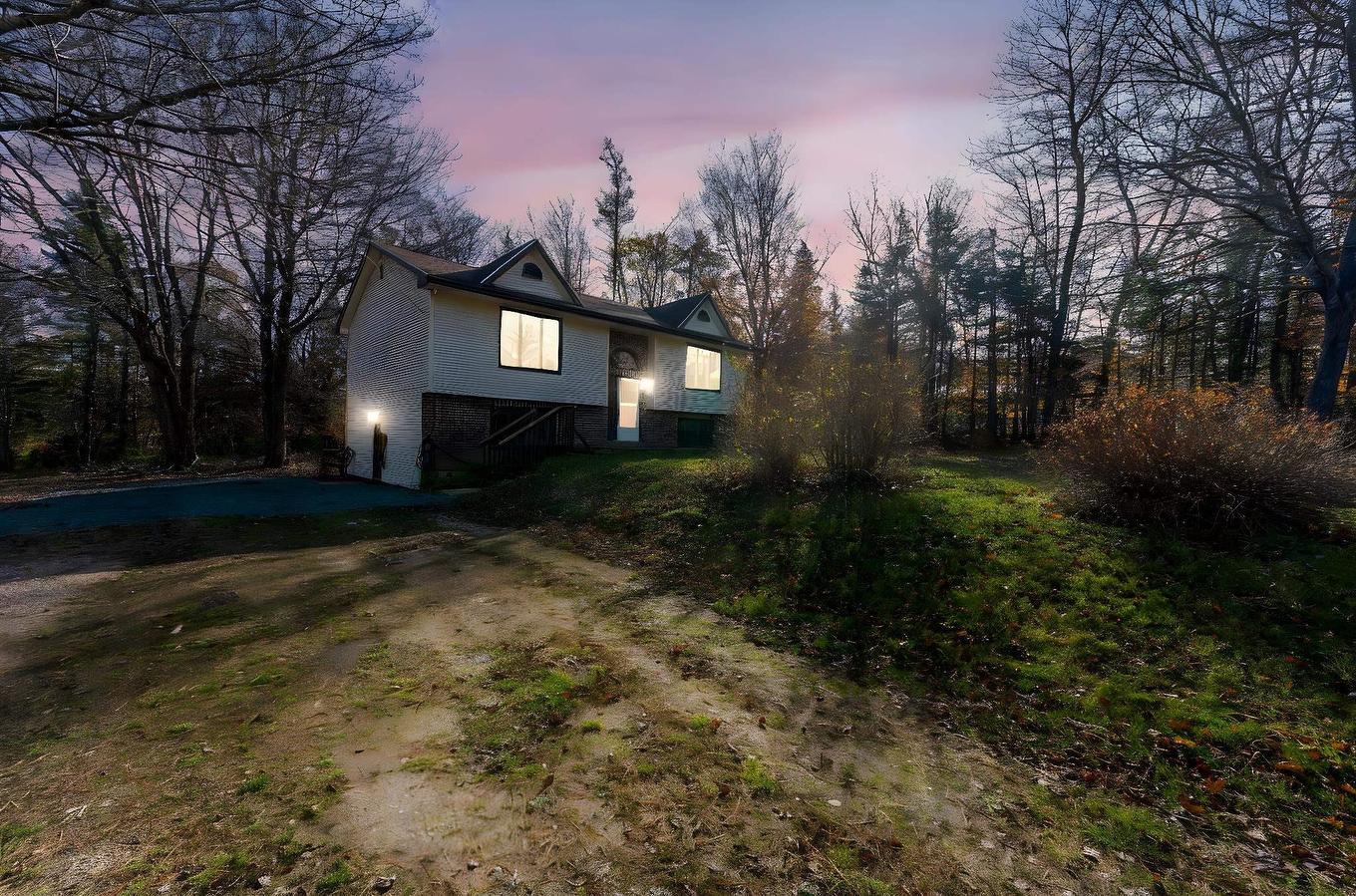 83 Samuel Oickle Road, West Clifford, NS