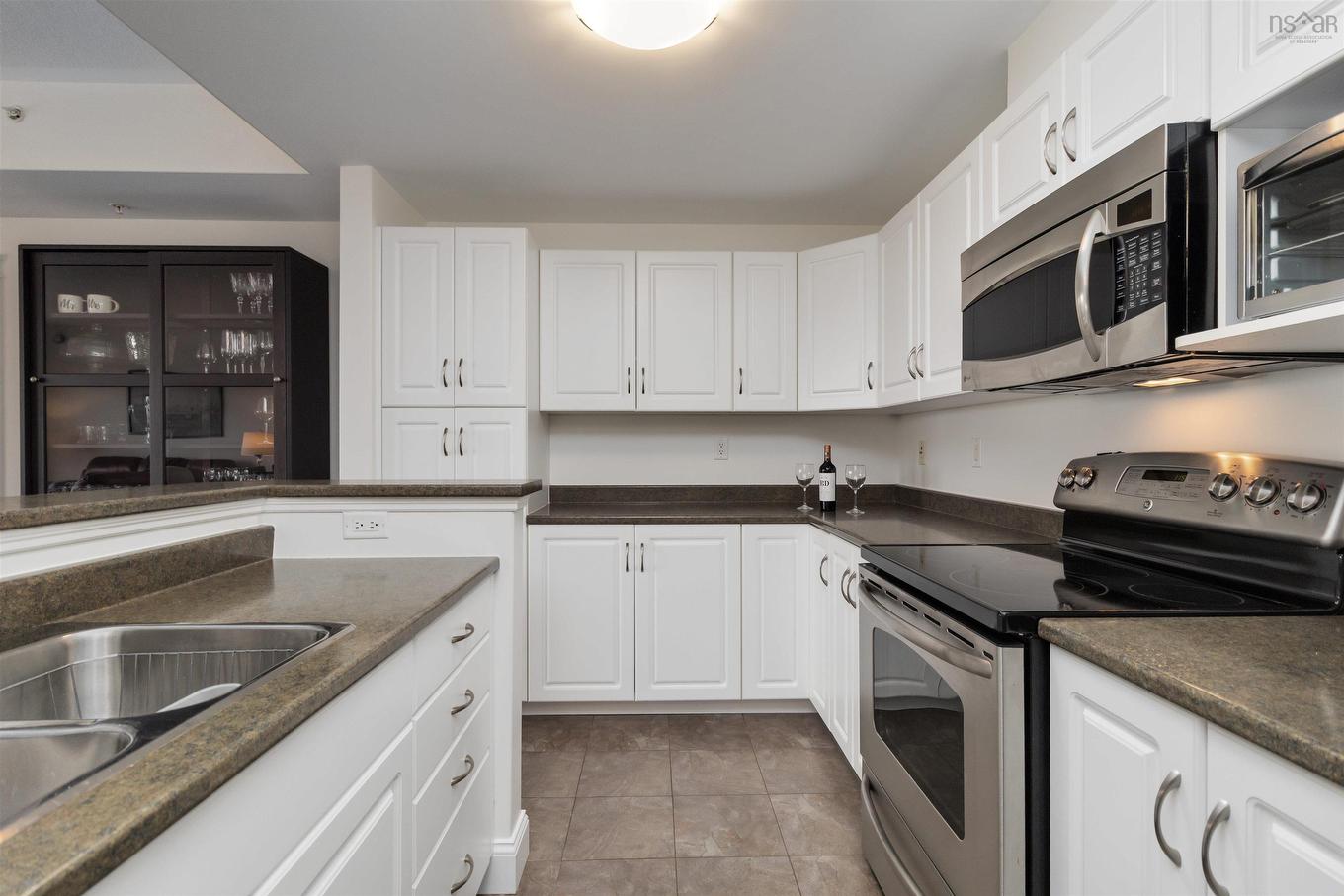 812 60 Walter Havill Drive, Halifax, NS