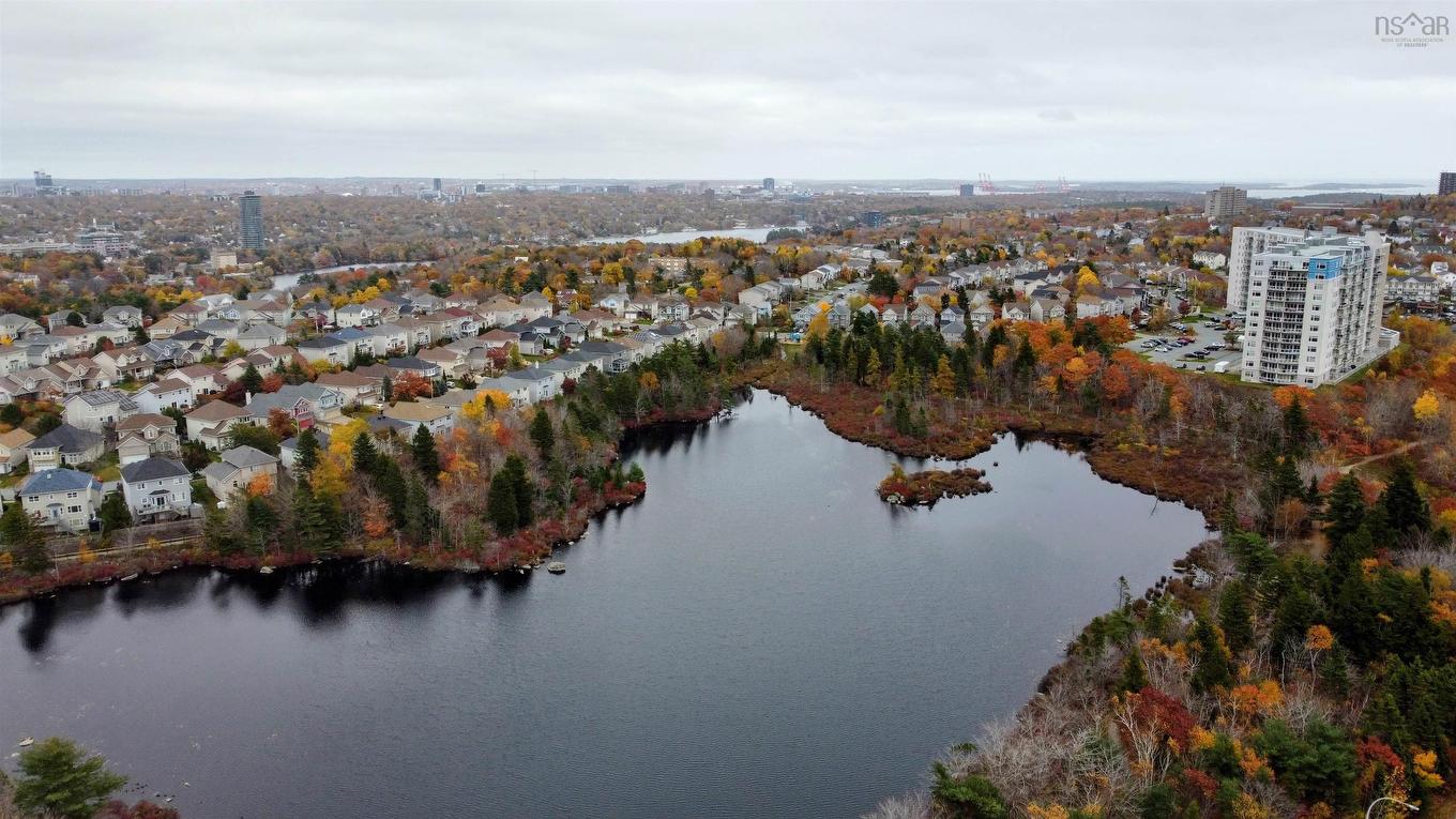 812 60 Walter Havill Drive, Halifax, NS