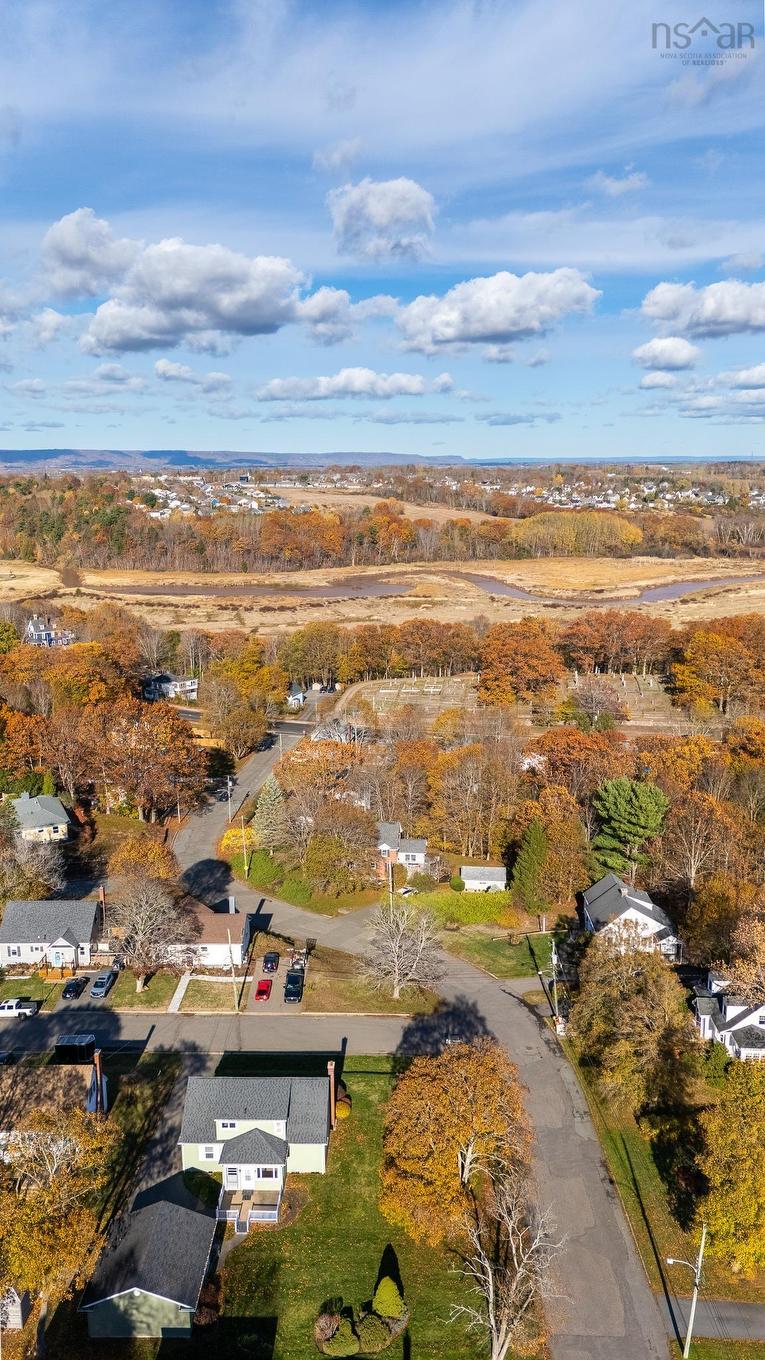 4 Montgomery Street, Kentville, NS