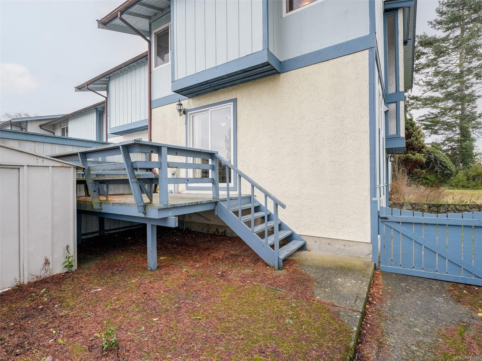 45-3987 Gordon Head Rd, Saanich, BC