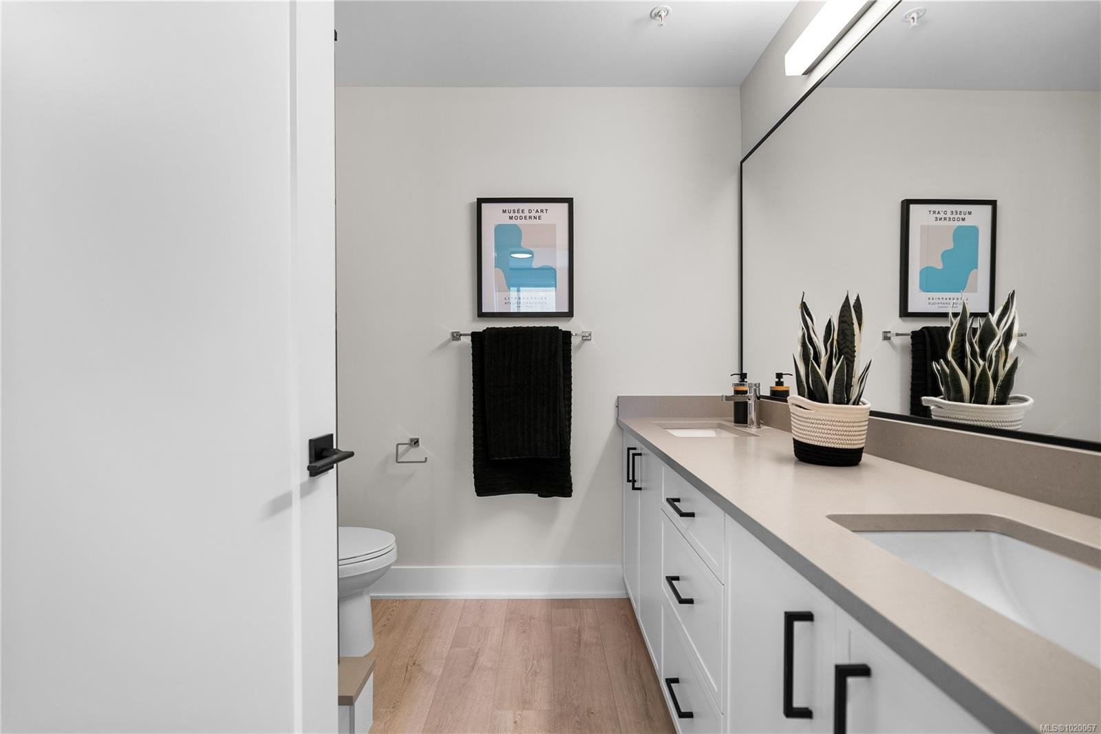 506-1371 Goldstream Ave, Langford, BC - Indoor Photo Showing Bathroom