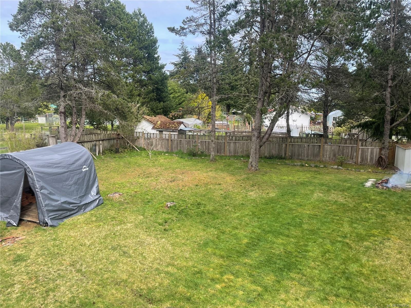 247 Huson Rd, Qualicum Beach, BC