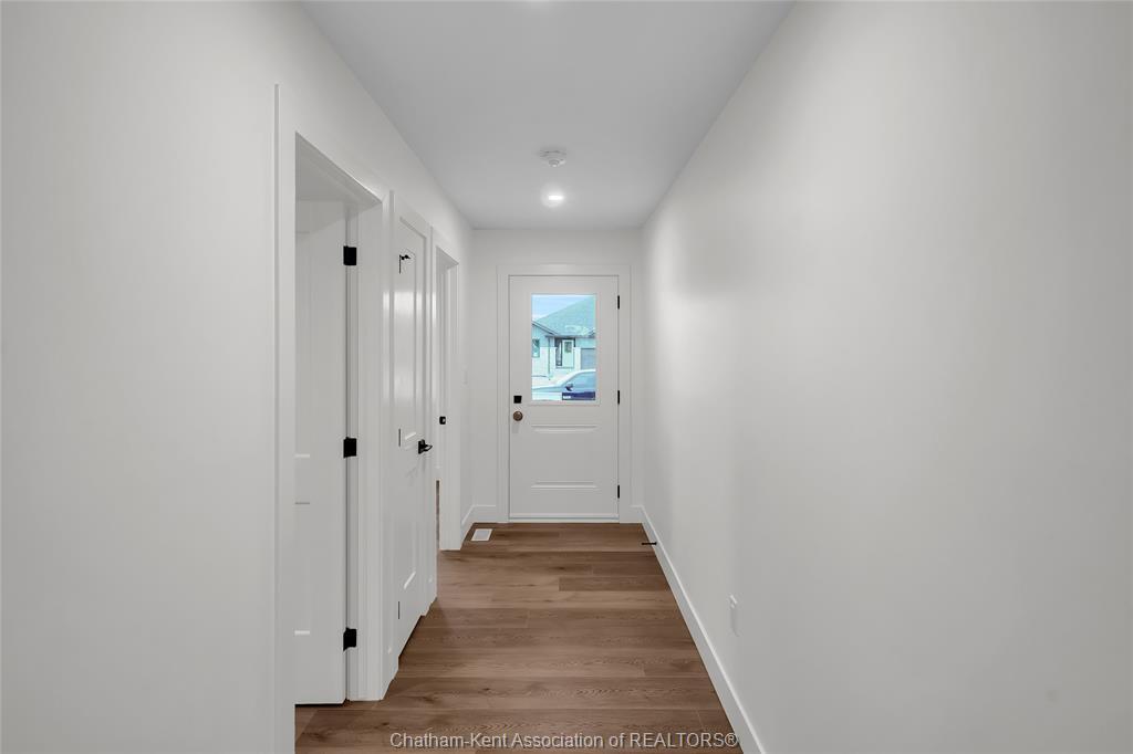 8 Cornerstone Place, Chatham, ON