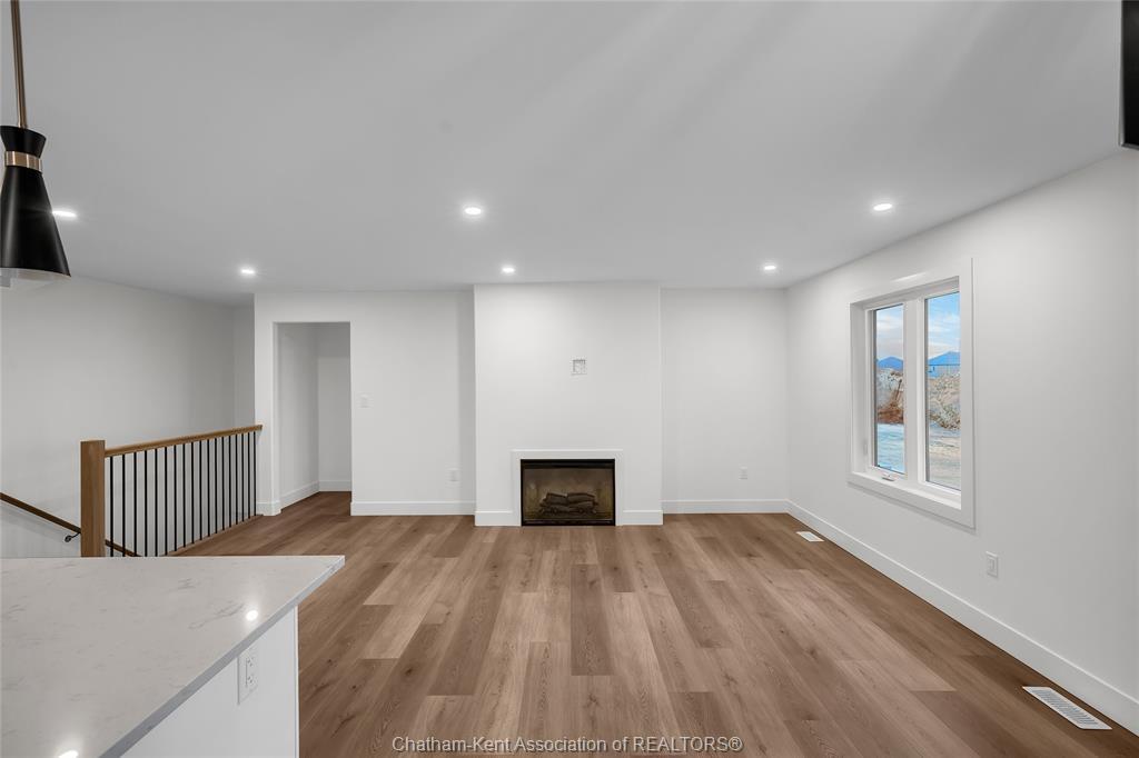 8 Cornerstone Place, Chatham, ON