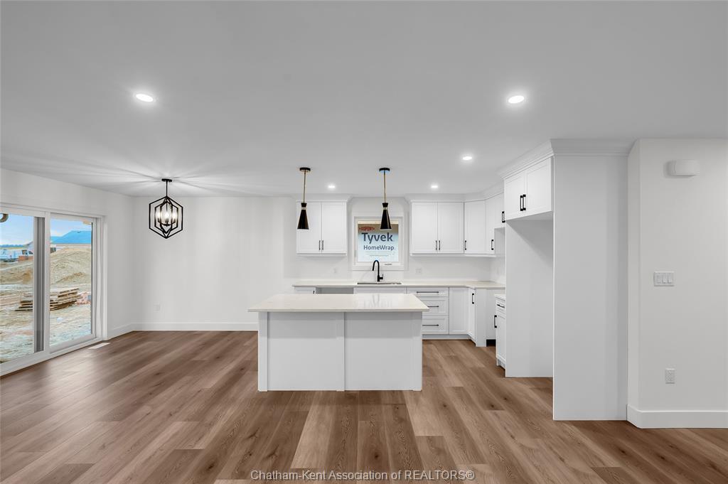 8 Cornerstone Place, Chatham, ON