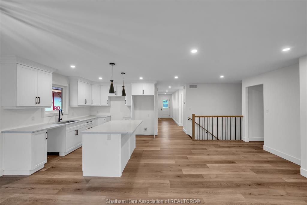 8 Cornerstone Place, Chatham, ON