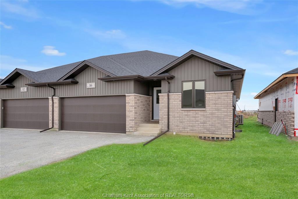 8 Cornerstone Place, Chatham, ON