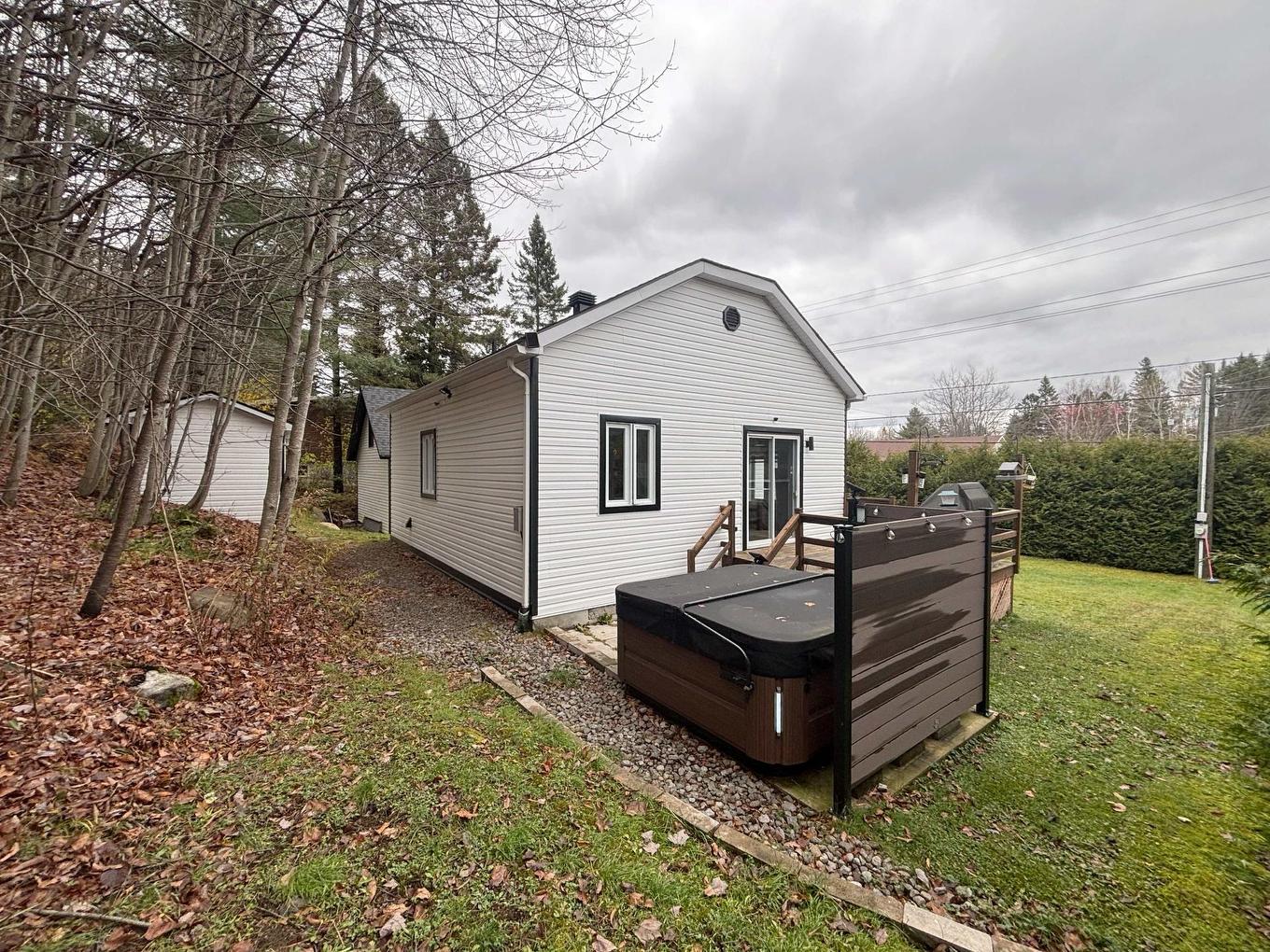Extérieur - 831 Ch. De La Montagne, Sainte-Agathe-Des-Monts, QC - Outdoor With Exterior