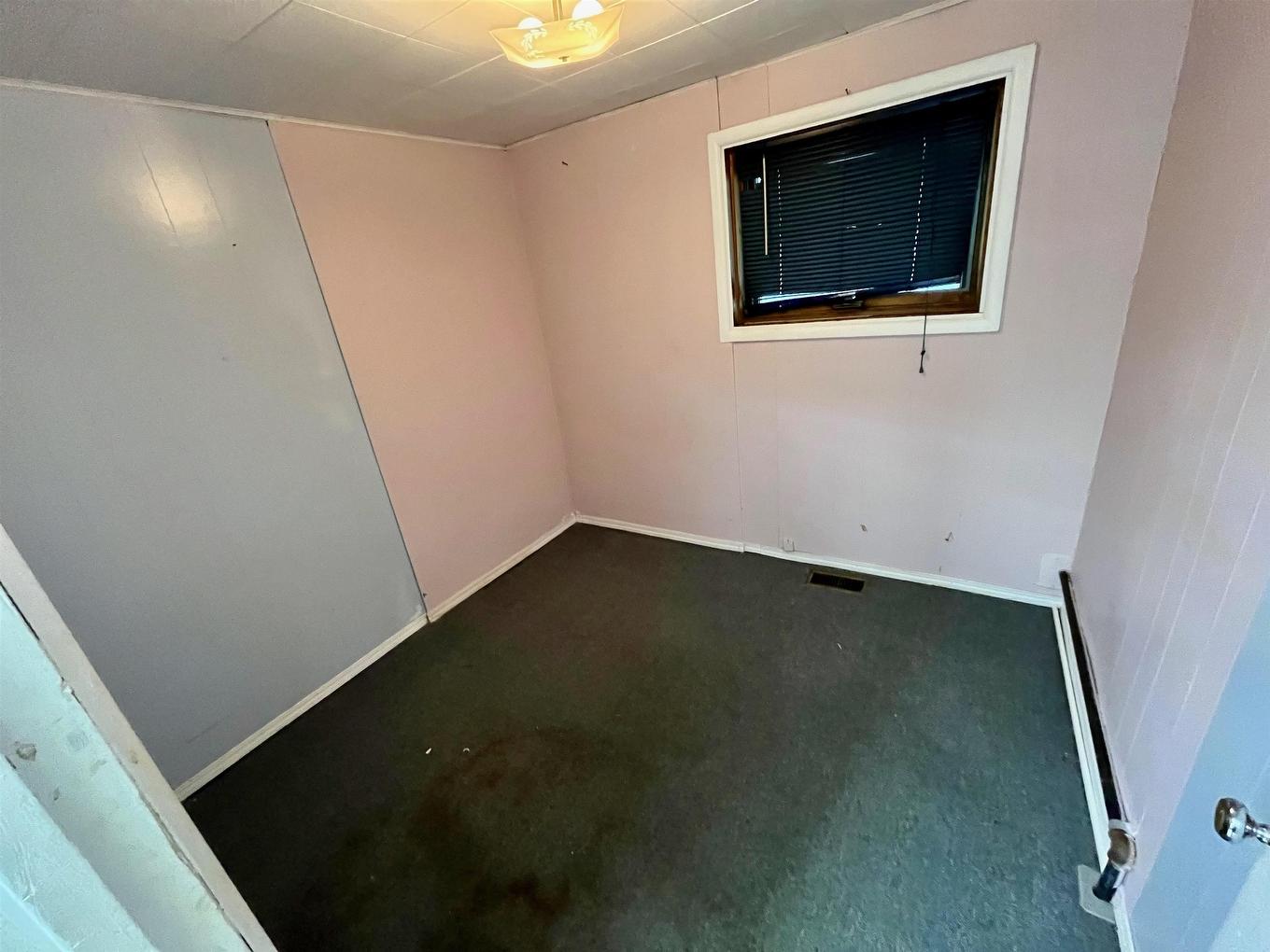 179 First Street, Dryden, ON - Indoor Photo Showing Other Room