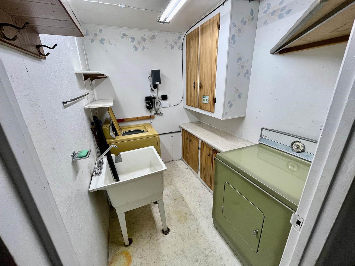 179 First Street, Dryden, ON - Indoor