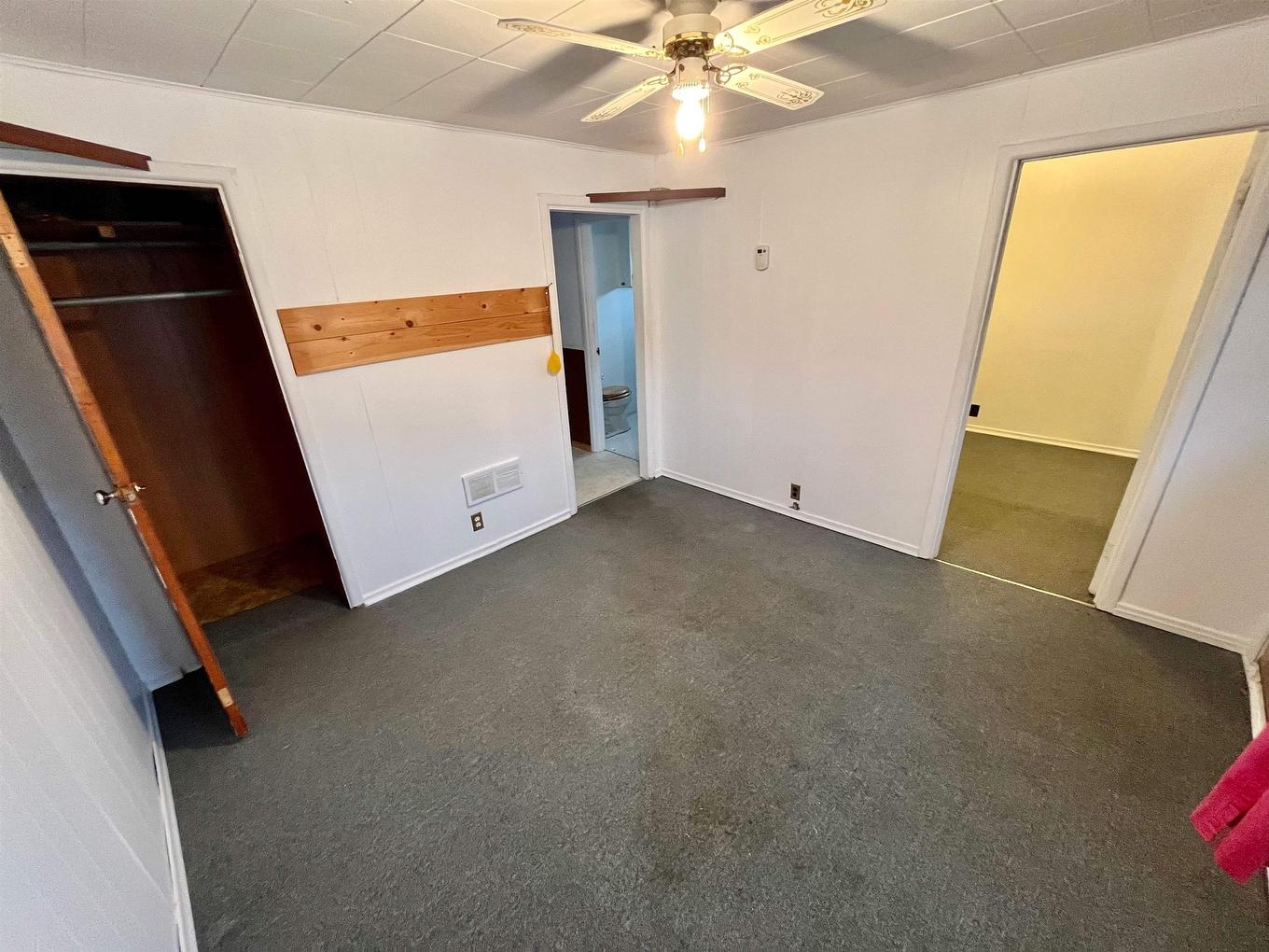 179 First Street, Dryden, ON - Indoor Photo Showing Other Room