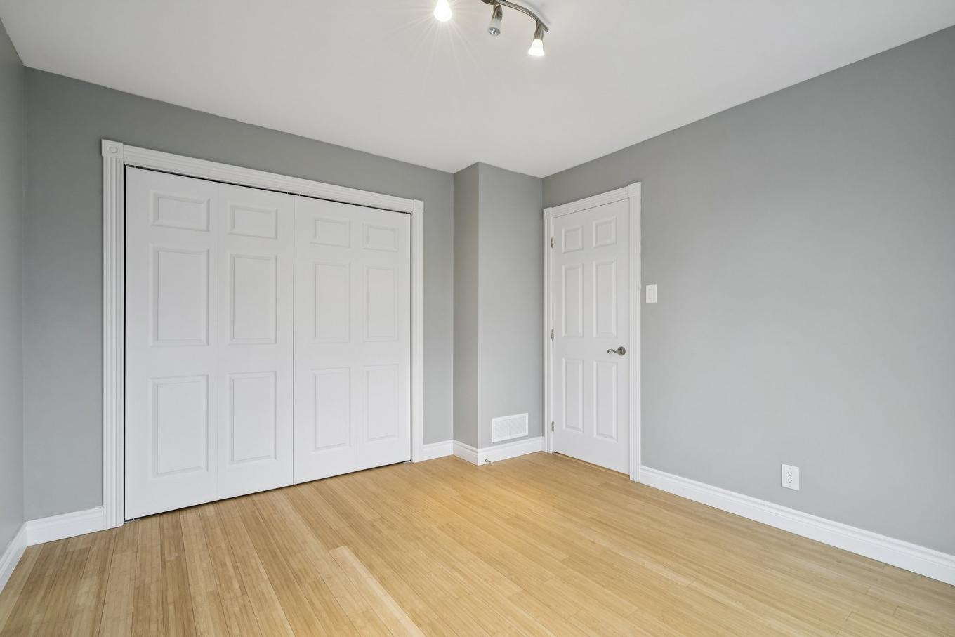 Bedroom - 263 Rue Des Échevins, Saint-Jean-Sur-Richelieu, QC - Indoor Photo Showing Other Room