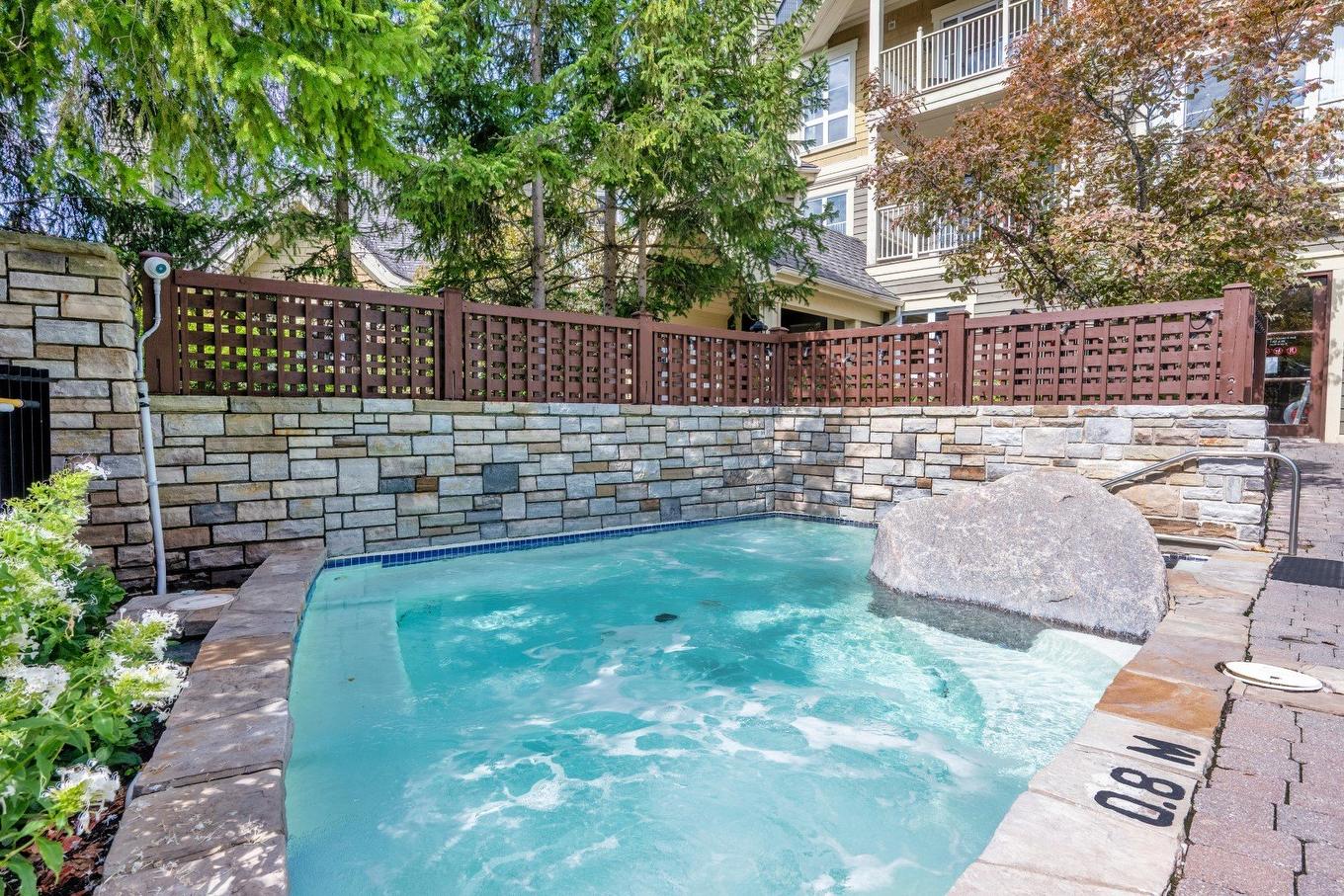 Spa - 21-150 Ch. Du Curé-Deslauriers, Mont-Tremblant, QC - Outdoor With In Ground Pool