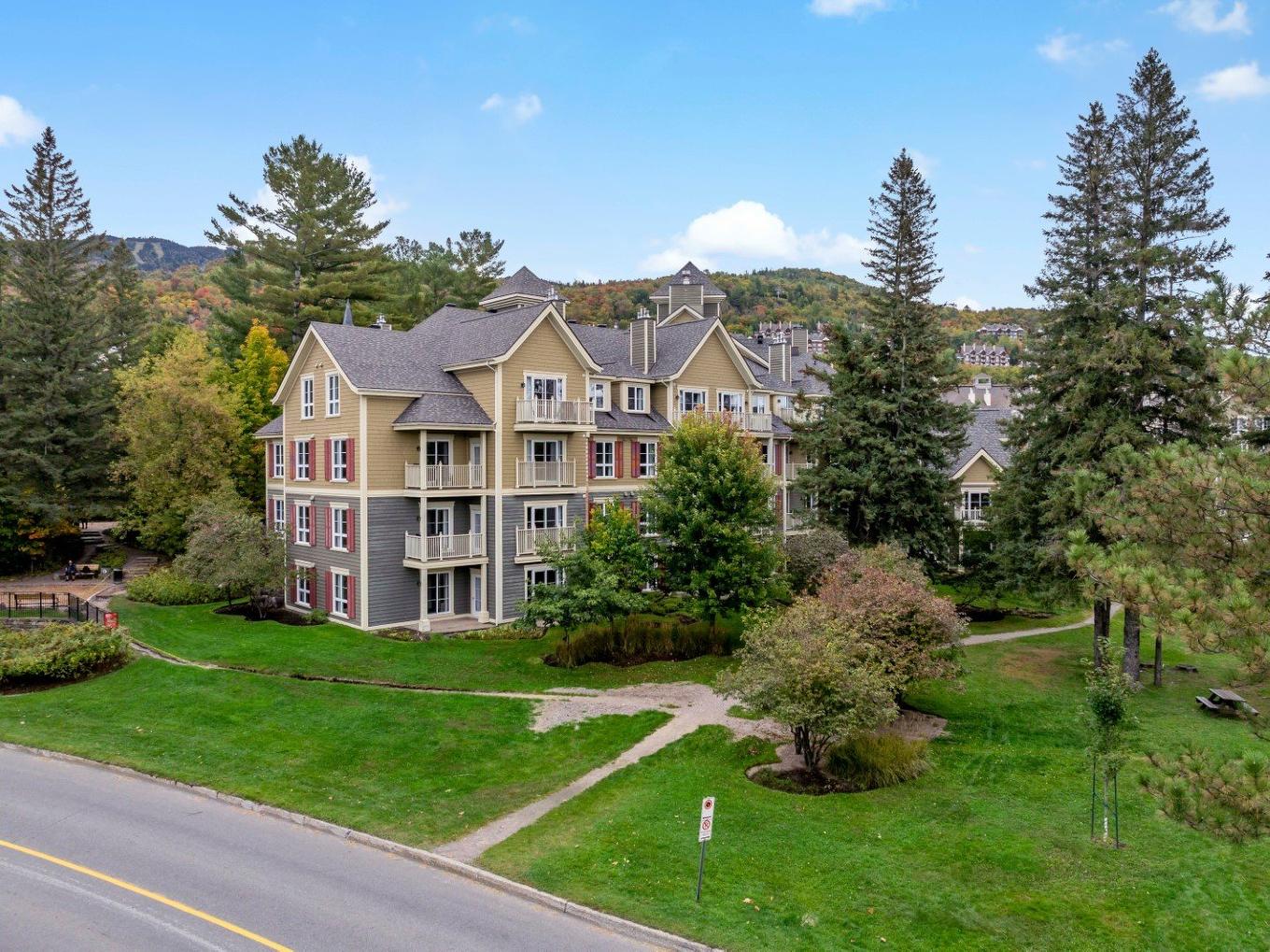 Extérieur - 21-150 Ch. Du Curé-Deslauriers, Mont-Tremblant, QC - Outdoor