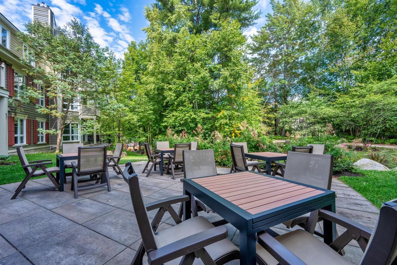 Extérieur - 21-150 Ch. Du Curé-Deslauriers, Mont-Tremblant, QC - Outdoor With Deck Patio Veranda