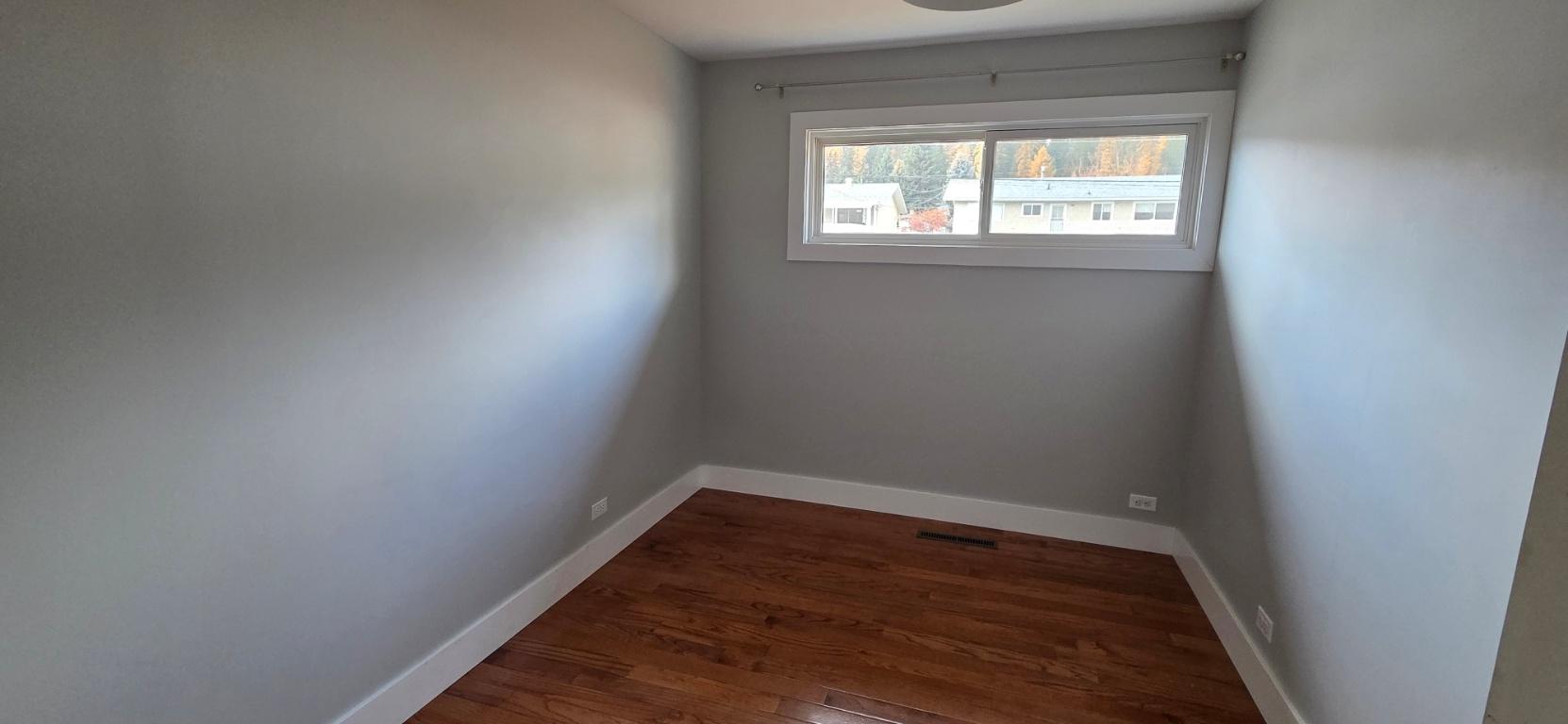 127 Swan Avenue, Kimberley, BC - Indoor Photo Showing Other Room