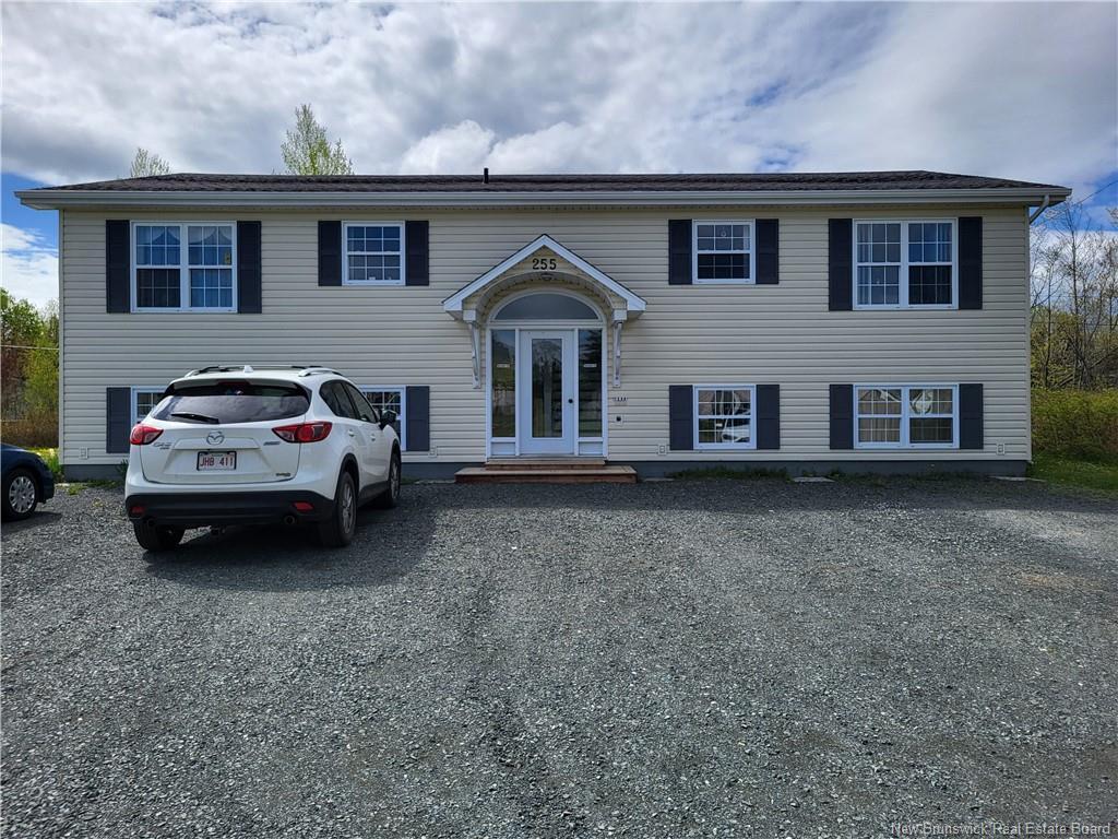 255 Jasmine, Beresford, NB