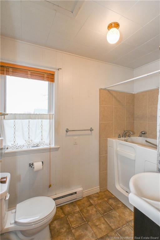 310 Jd Gauthier Blvd, Shippagan, NB