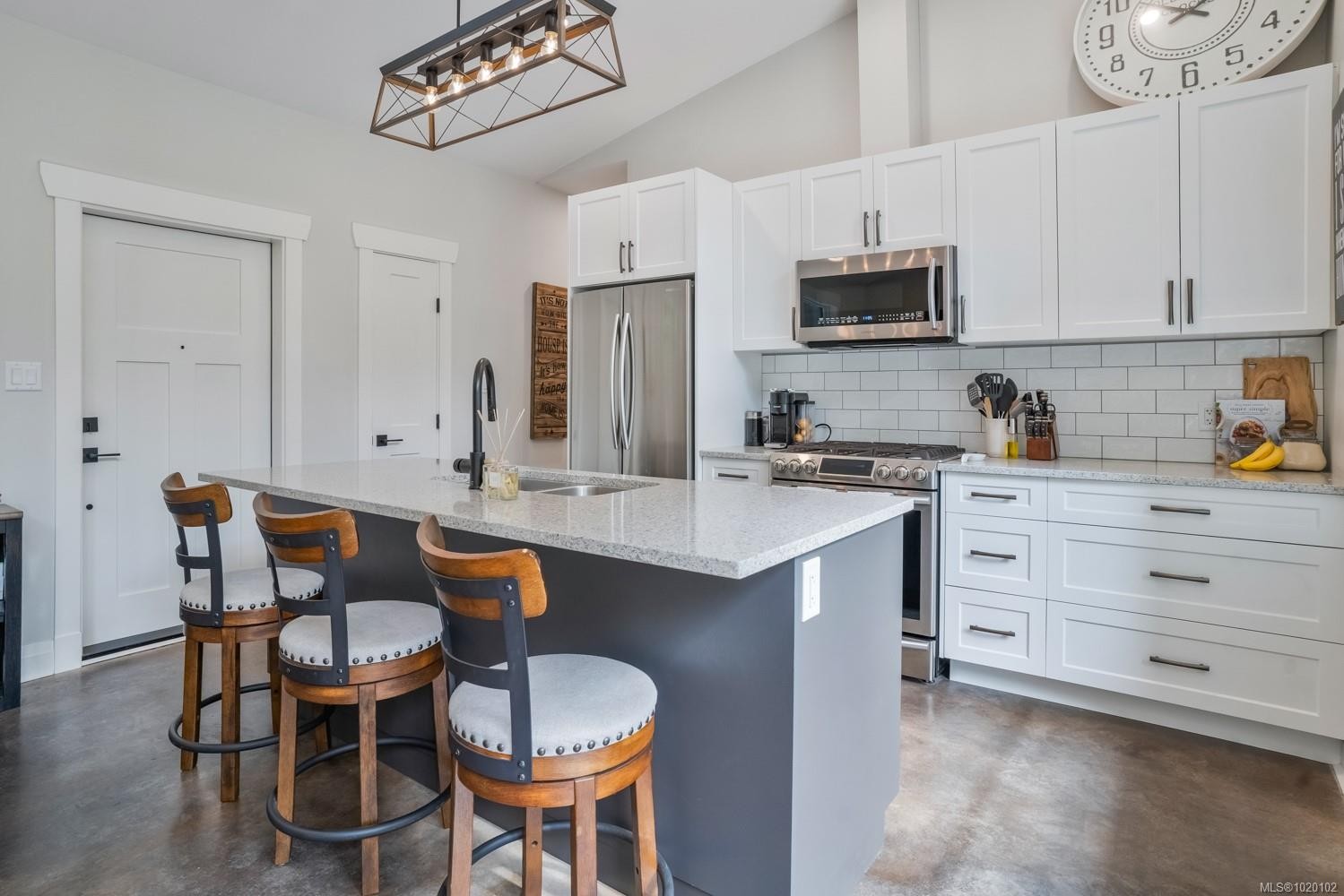 995 Nanaimo River Rd, Nanaimo, BC