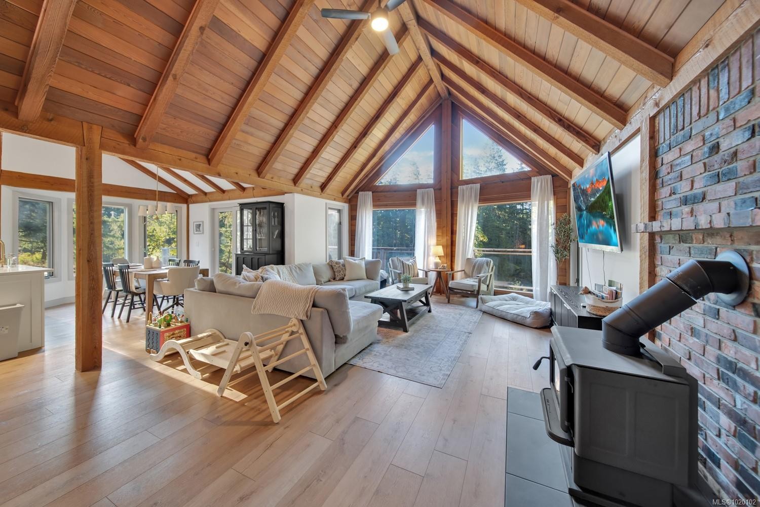 995 Nanaimo River Rd, Nanaimo, BC