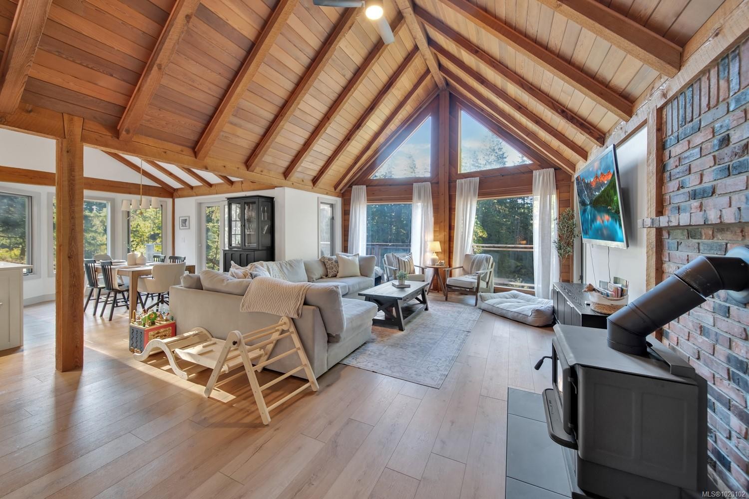 995 Nanaimo River Rd, Nanaimo, BC