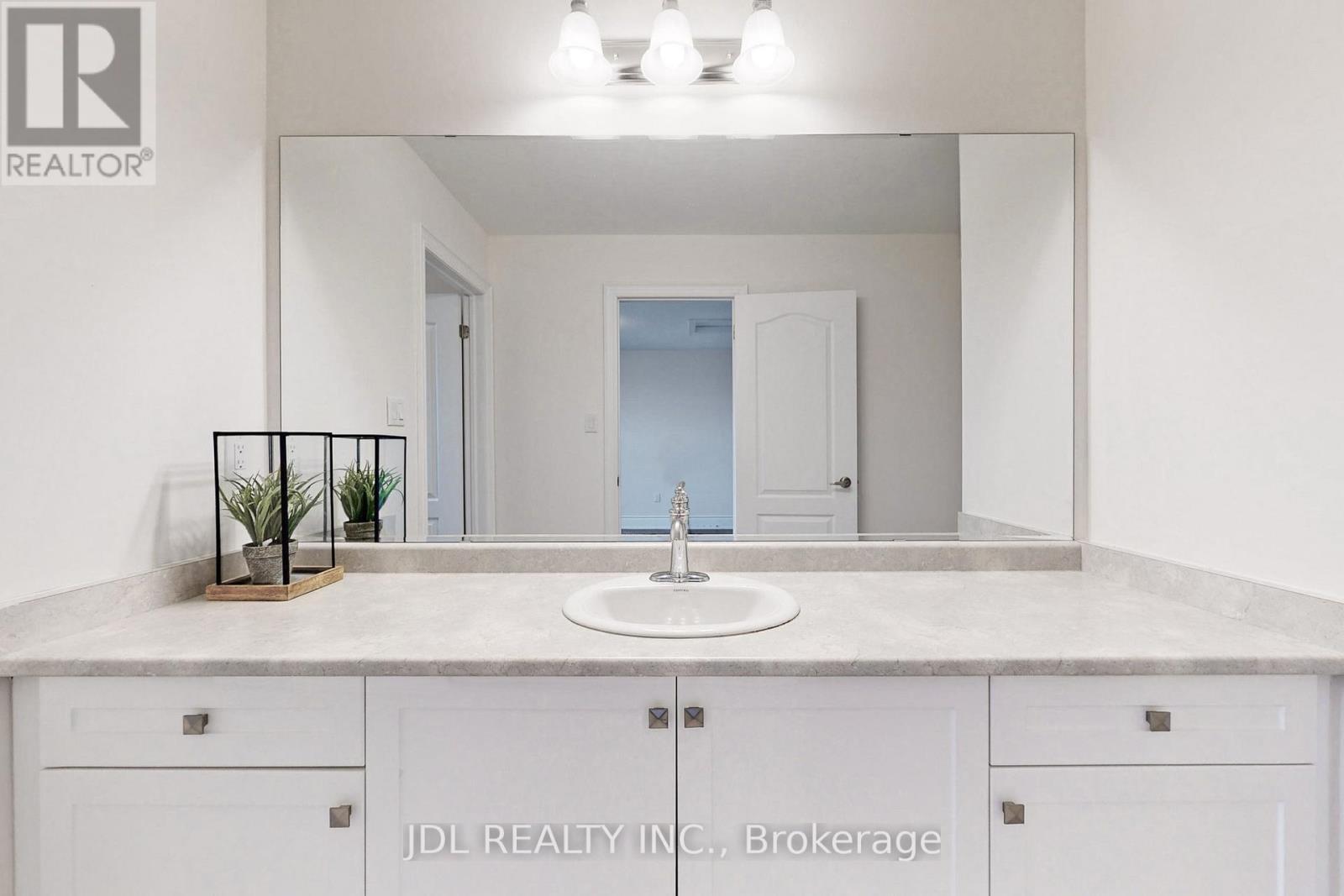 95 Giardina Crescent, Richmond Hill, ON - Indoor