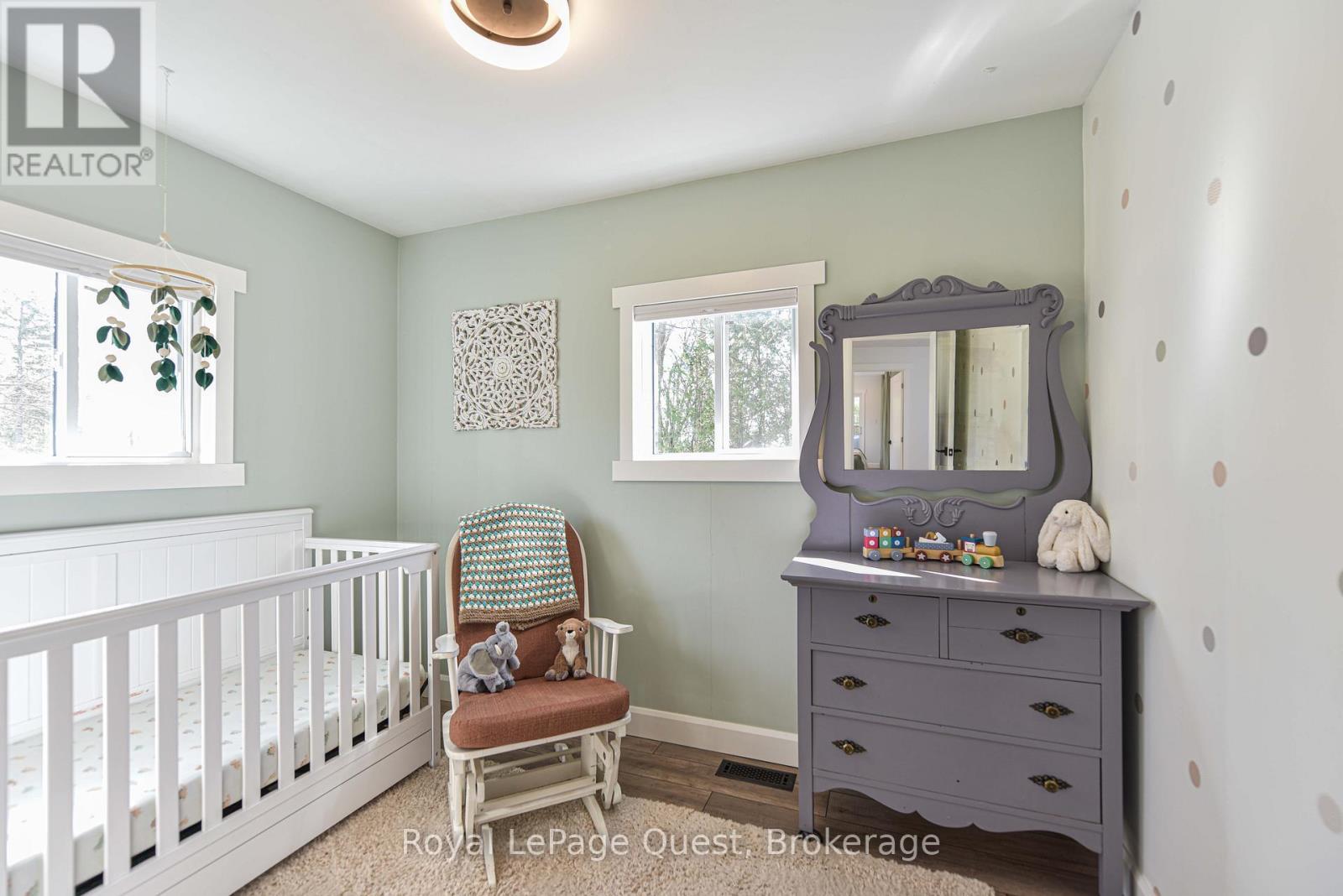 4304 Plum Point Road, Ramara, ON - Indoor Photo Showing Bedroom