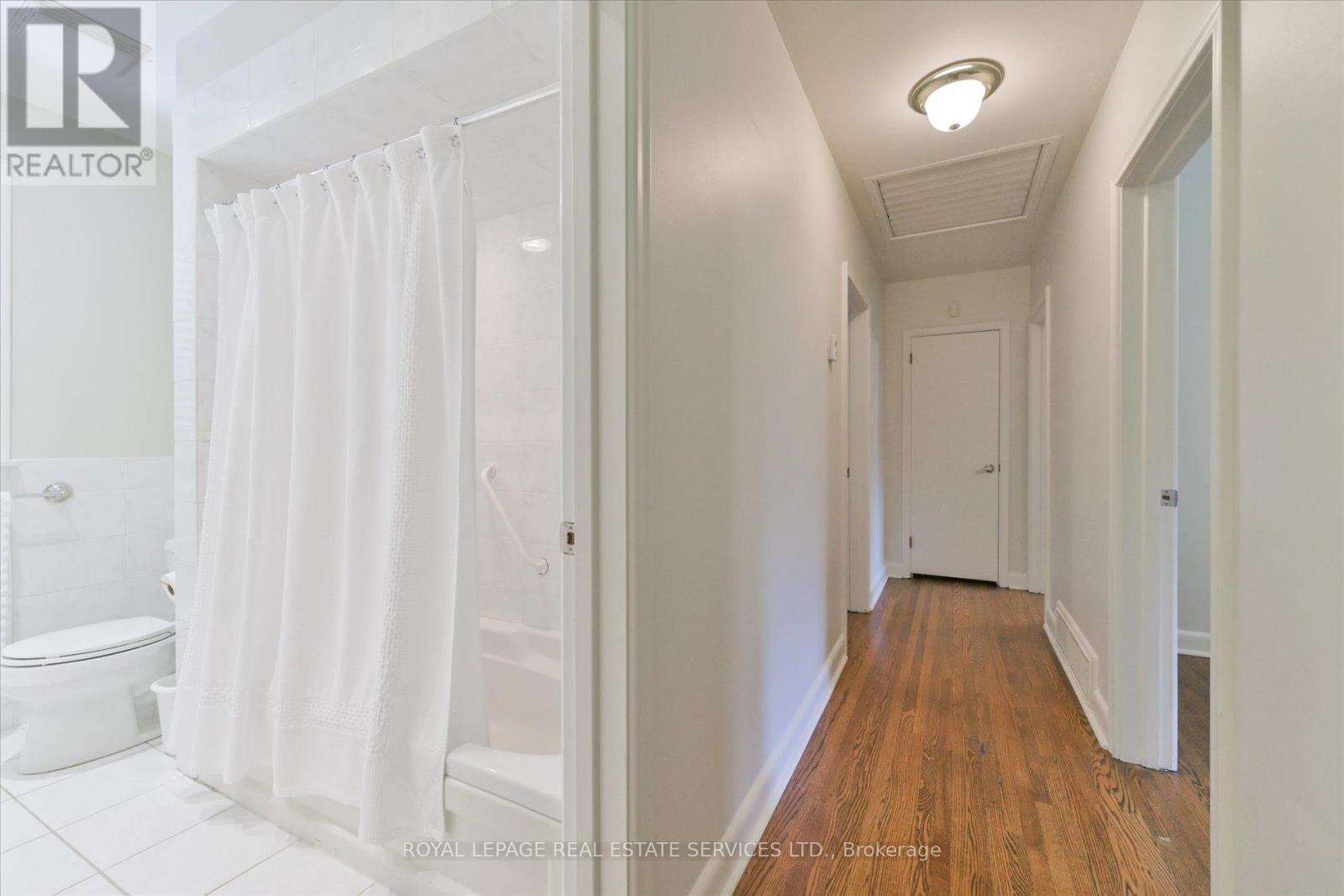 62 Princess Margaret Boulevard, Toronto, ON - Indoor Photo Showing Bathroom