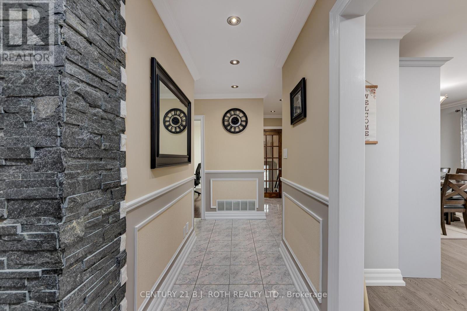 193 Epsom Downs Drive, Toronto, ON - Photo Showing Other Room