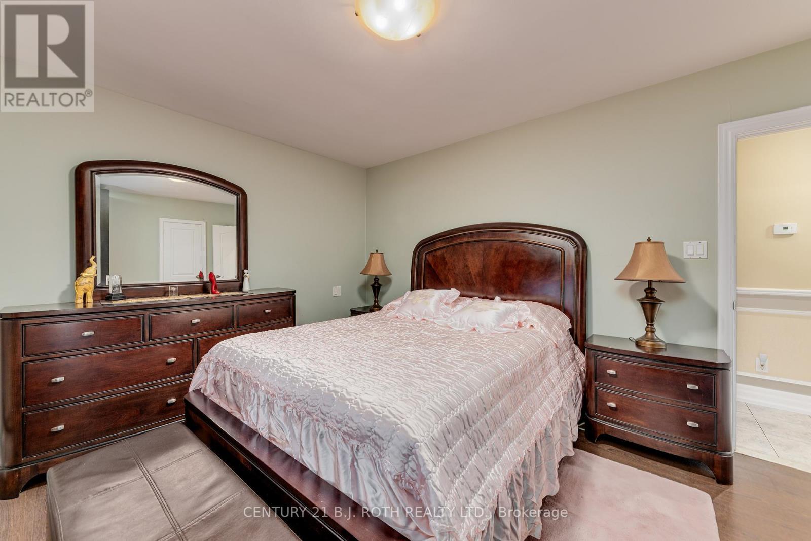 193 Epsom Downs Drive, Toronto, ON - Indoor Photo Showing Bedroom