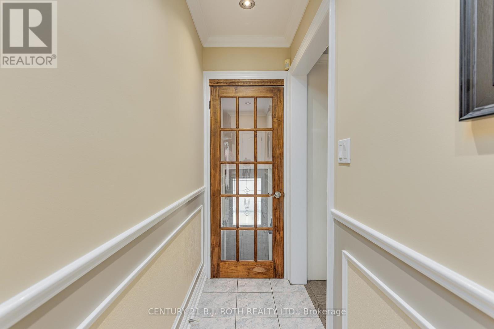193 Epsom Downs Drive, Toronto, ON - Indoor Photo Showing Other Room