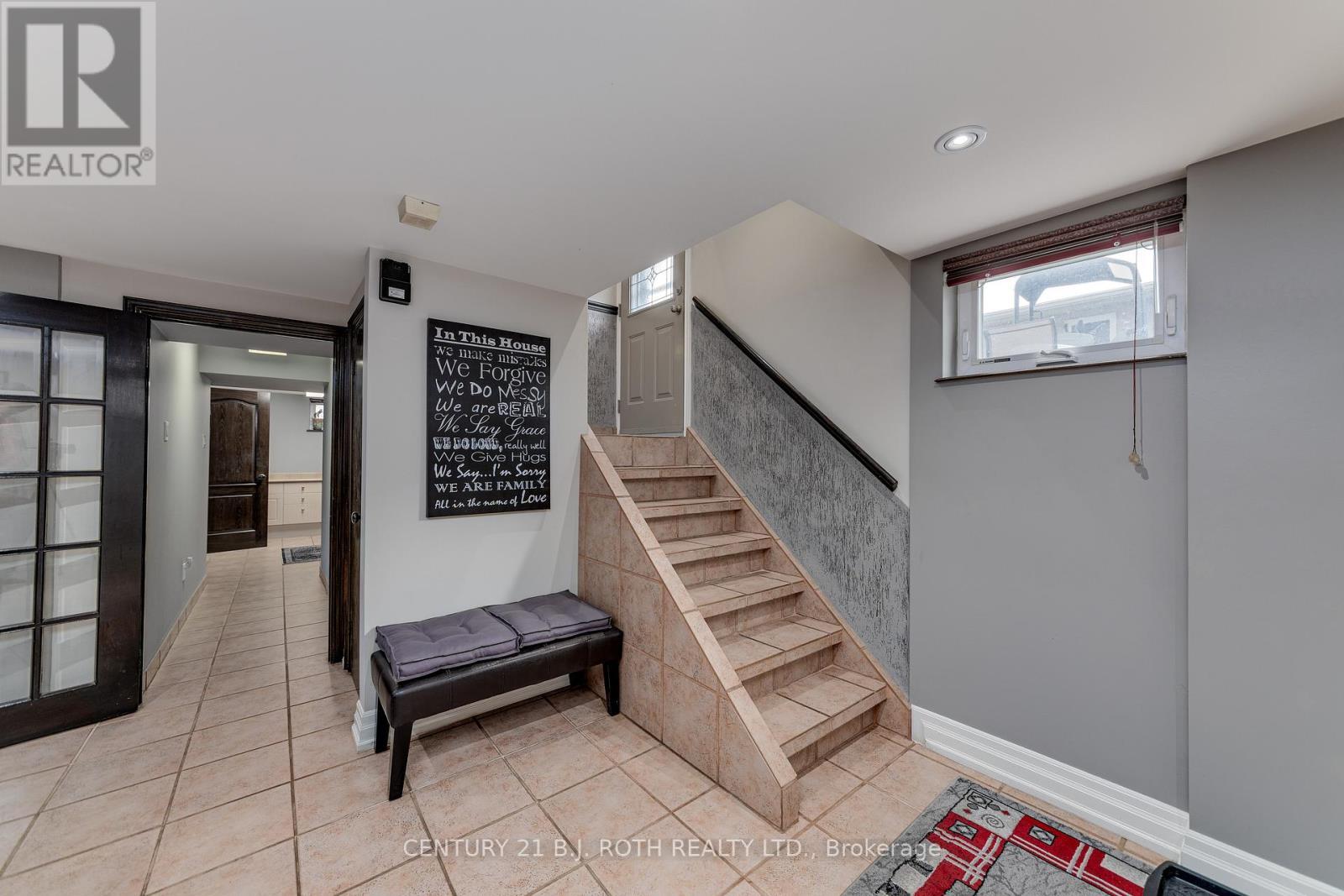 193 Epsom Downs Drive, Toronto, ON - Indoor Photo Showing Other Room