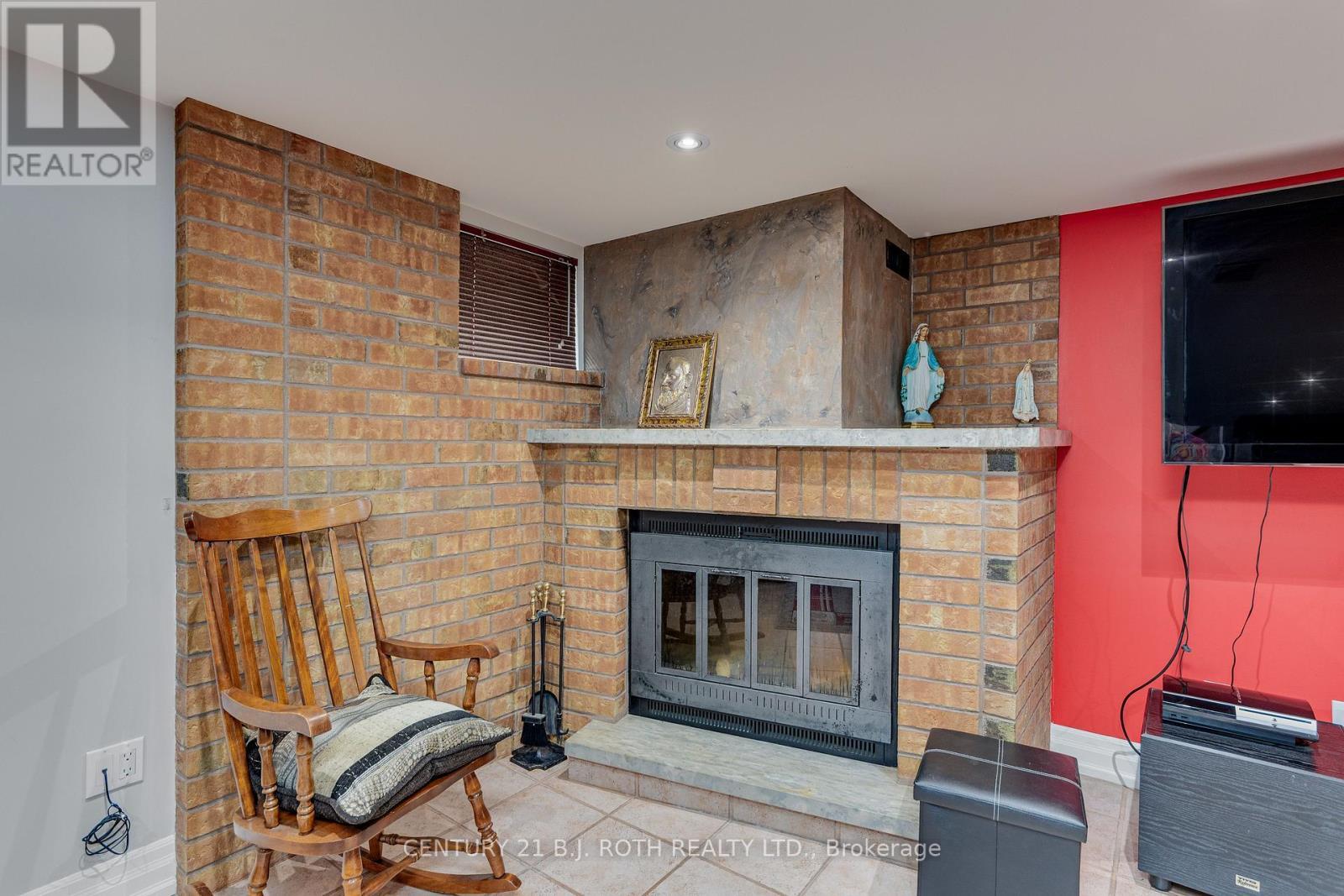193 Epsom Downs Drive, Toronto, ON - Indoor Photo Showing Living Room With Fireplace