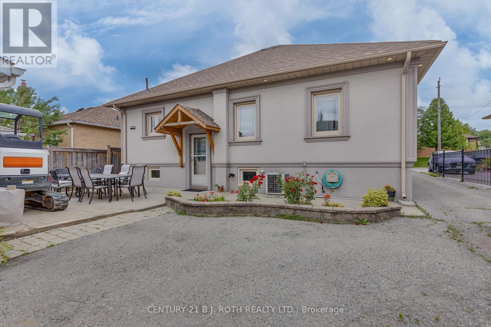 193 Epsom Downs Drive, Toronto, ON - Outdoor