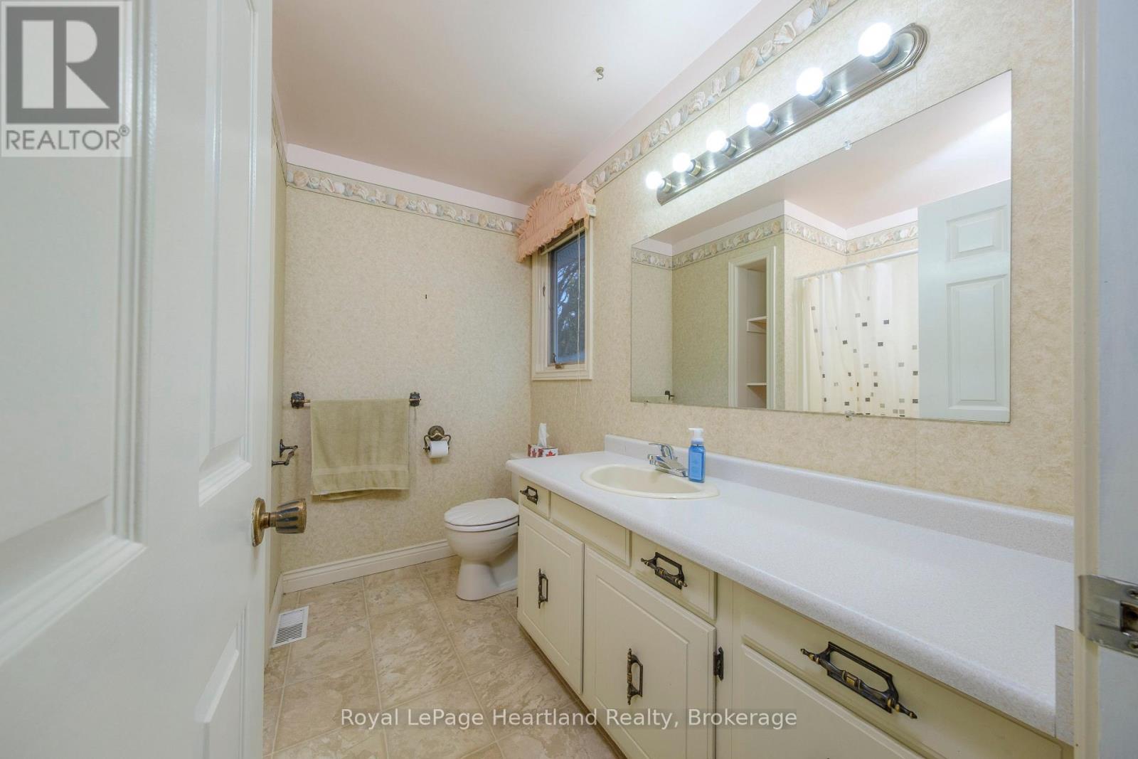 5 Remington Drive, North Huron (Wingham), ON - Indoor Photo Showing Bathroom