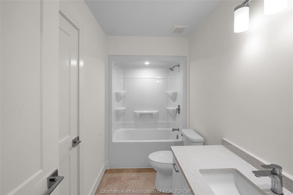 20 Cornerstone Place, Chatham, ON