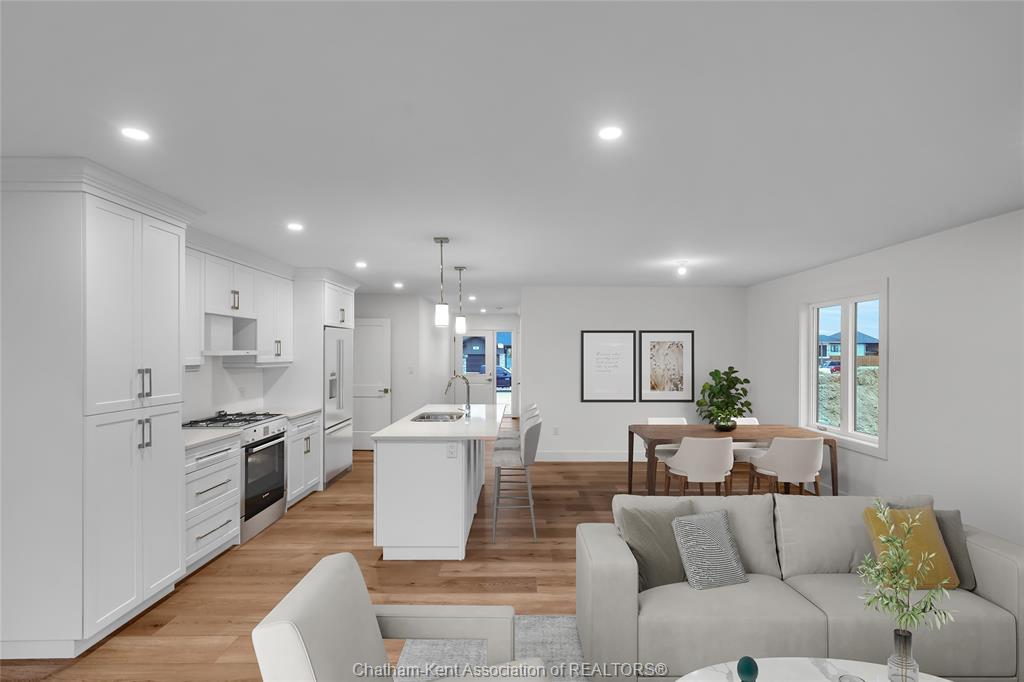 20 Cornerstone Place, Chatham, ON