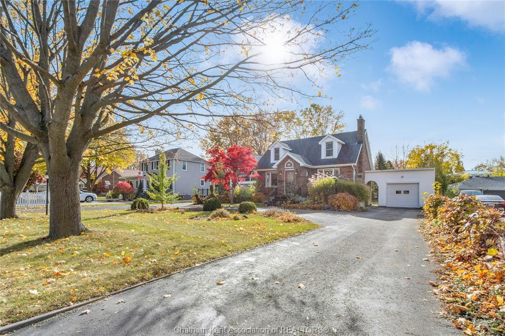 524 Lacroix Street, Chatham, ON