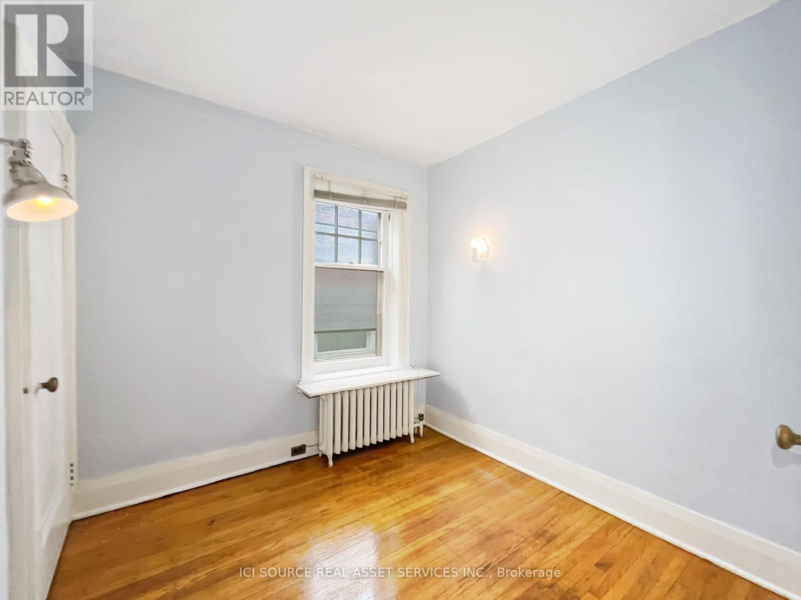 3 - 12 Kendal Avenue, Toronto, ON