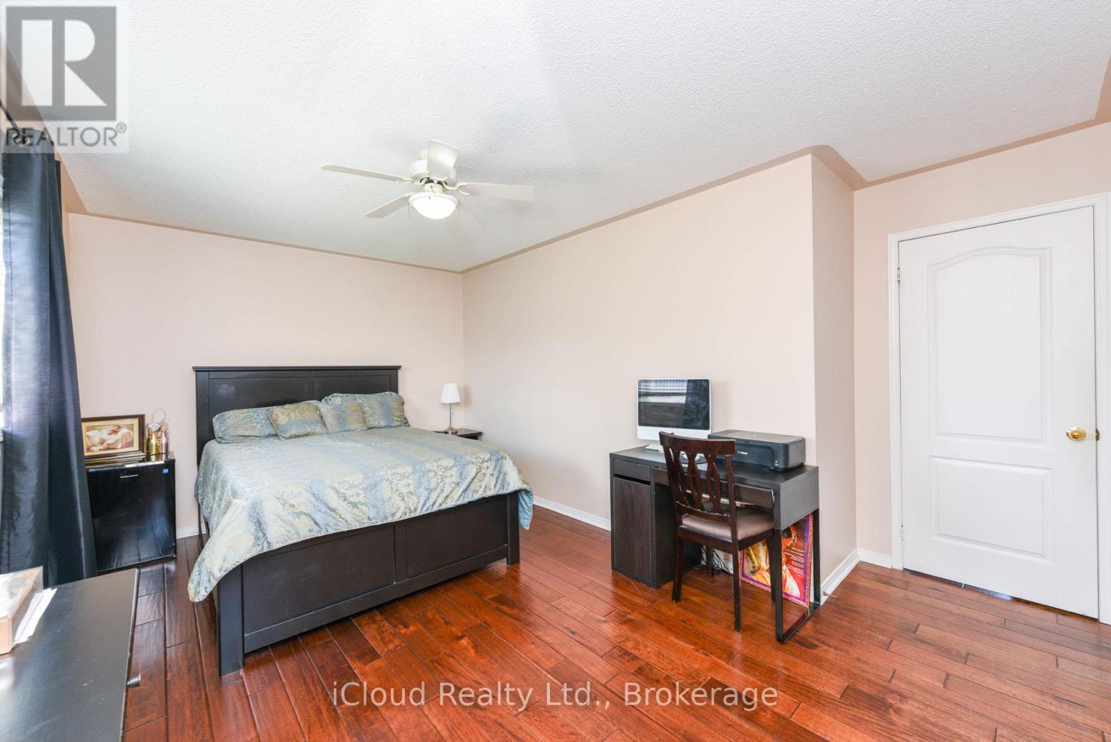 12 Bramcedar Crescent, Brampton, ON - Indoor Photo Showing Bedroom