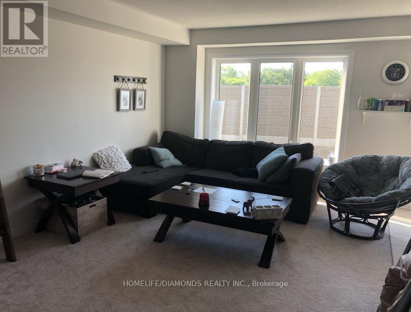 29 - 470 Linden Drive, Cambridge, ON - Indoor Photo Showing Living Room