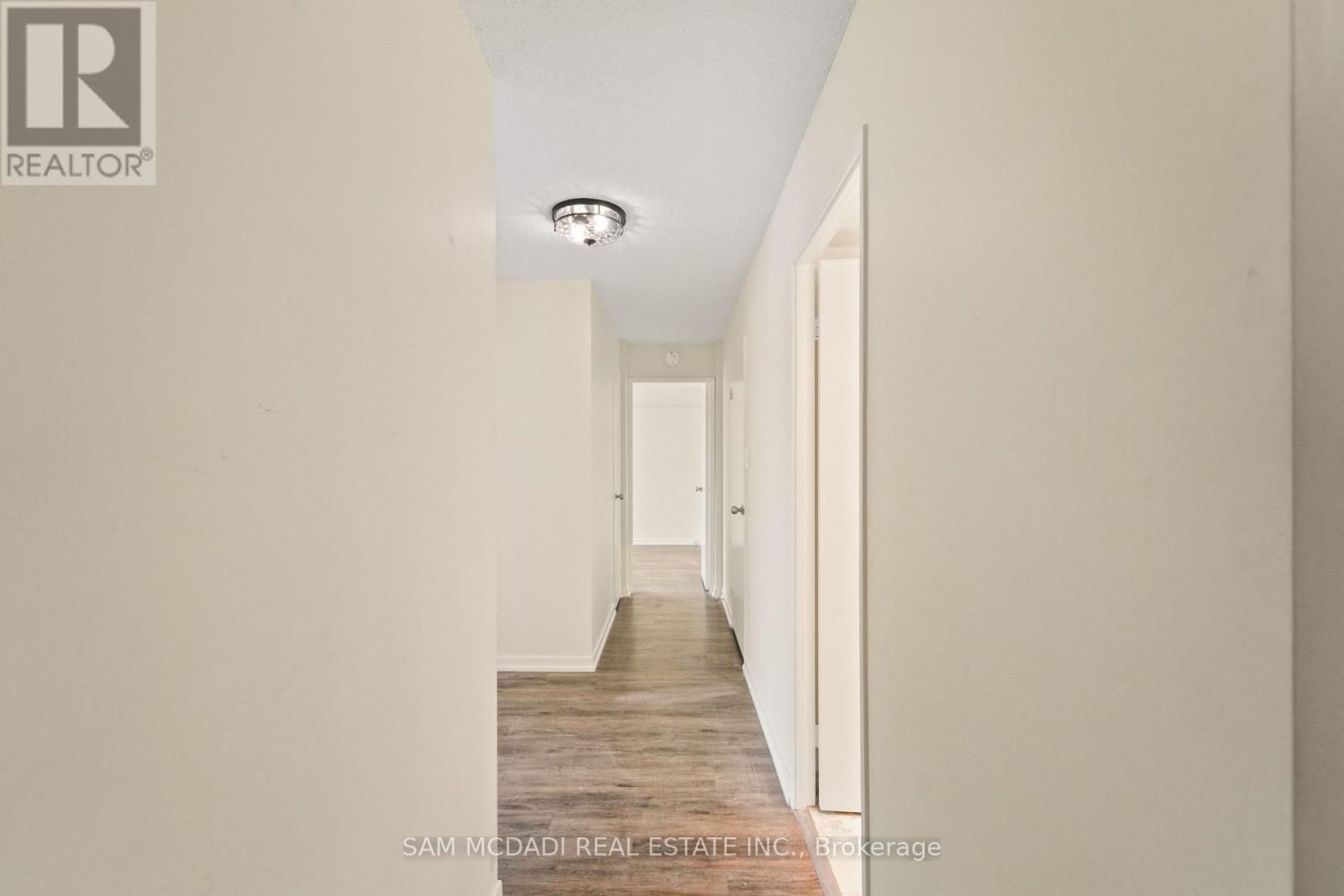 1706 - 50 Elm Drive E, Mississauga, ON - Indoor Photo Showing Other Room