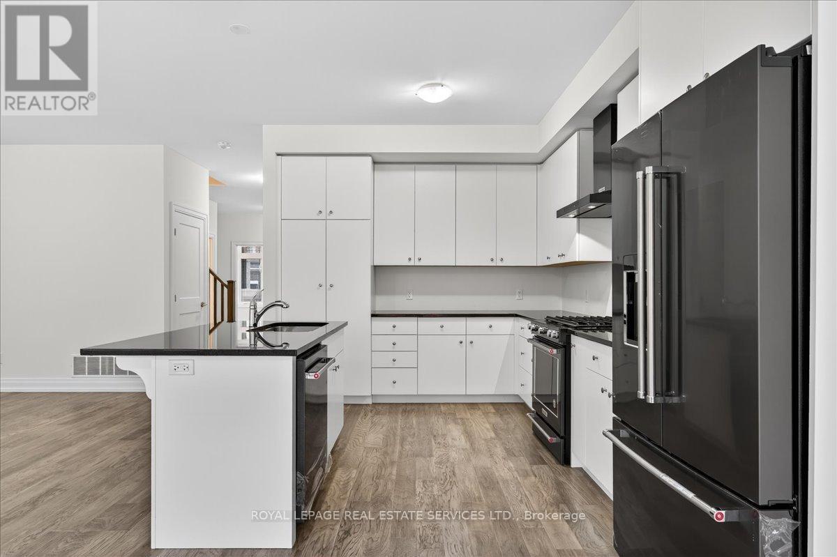 43 Kenesky Drive, Hamilton, ON - Indoor Photo Showing Kitchen With Stainless Steel Kitchen