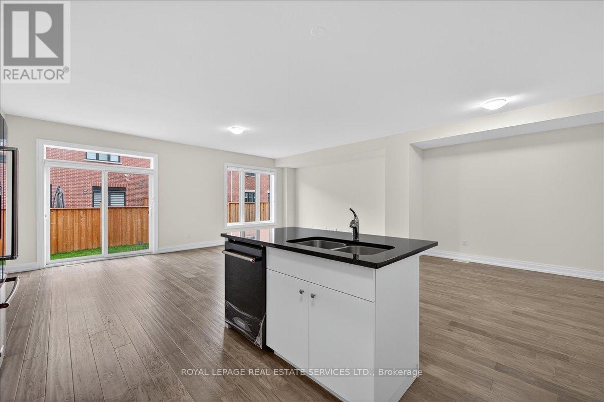 43 Kenesky Drive, Hamilton, ON - Indoor Photo Showing Kitchen With Double Sink